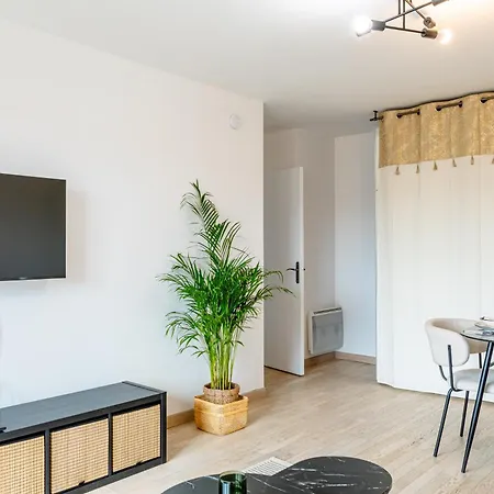Apartment Les Ailes Du Vent - 10min Paris - Parking *